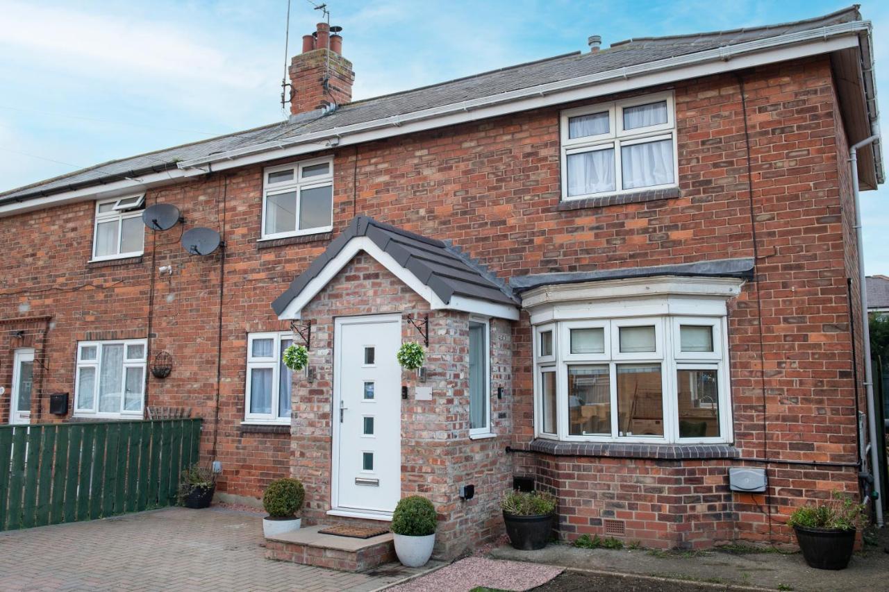 Emmadale Central Bridlington Sleeps 7-8 Dış mekan fotoğraf